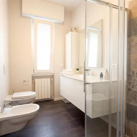 Apartamento Design Penthouse With Balcony - Iseo